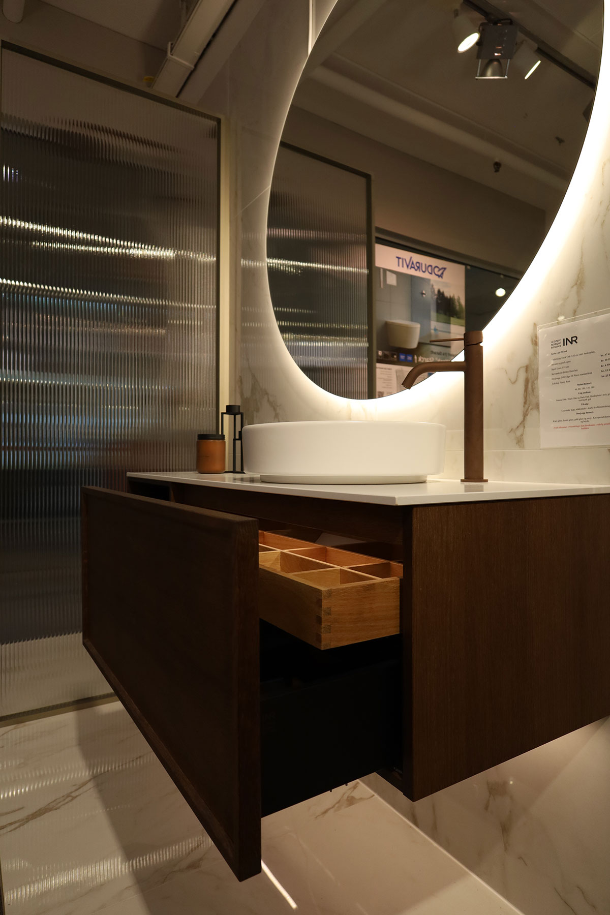 Baderomsinnredning fra INR